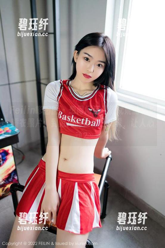 Feilin嗲囡囡 - 想问问还是陈梵妮的私拍睡衣照片：到底用的是什么滤镜，让人心动？
