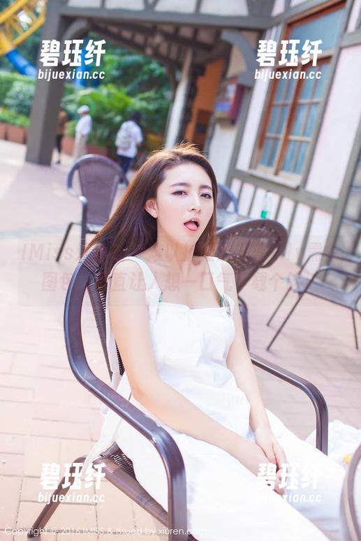 IMiss爱蜜社-莉莉Lily IMiss爱蜜社 - 难以抗拒的莉莉Lily黑色图包,简直让人想一口气下载个够!