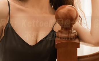 裸足风情:Kettoe的网盘合集,你绝对不想错过的瞬间