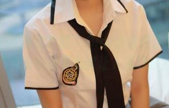 MFStar模范学院 – Qiqi圣诞美图鉴：到底有多少种姿态能让人流口水？