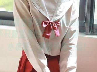 MFStar模范学院 – 奈美nana修女写真集：不只教堂里的宁静，还有那点甜蜜的小疯狂，原图怀抱一起！