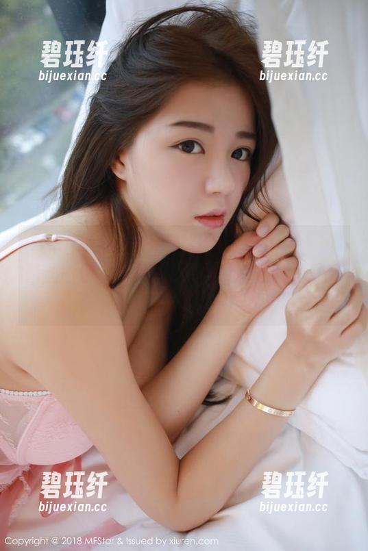 MFStar模范学院 - 看，白子嫣nicky的蕾丝图包像一场梦，迷得我都快找不到方向了！