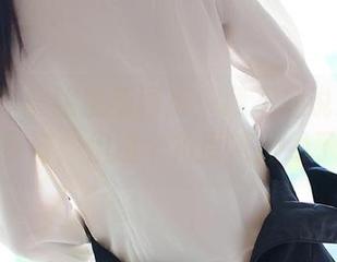 ROSI体操服最新图库:我不是说这身材有多好,但这个角度简直绝了!