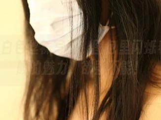 ROSI白色丝袜写真：图包里闪烁着月光般的魅力，欲罢不能！