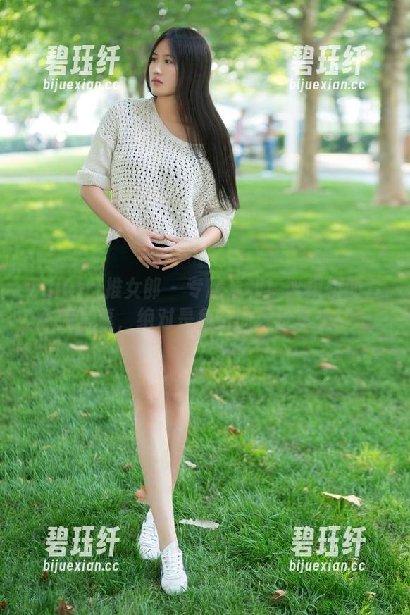 TuiGirl推女郎-梁棋棋 TuiGirl推女郎 - 专属福利!梁棋棋的套装写真,绝对是免费的视觉享受!