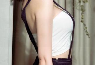 UGirls尤果网 – 走进谭晓彤的办公室：私房美图，仿佛是另一世界！