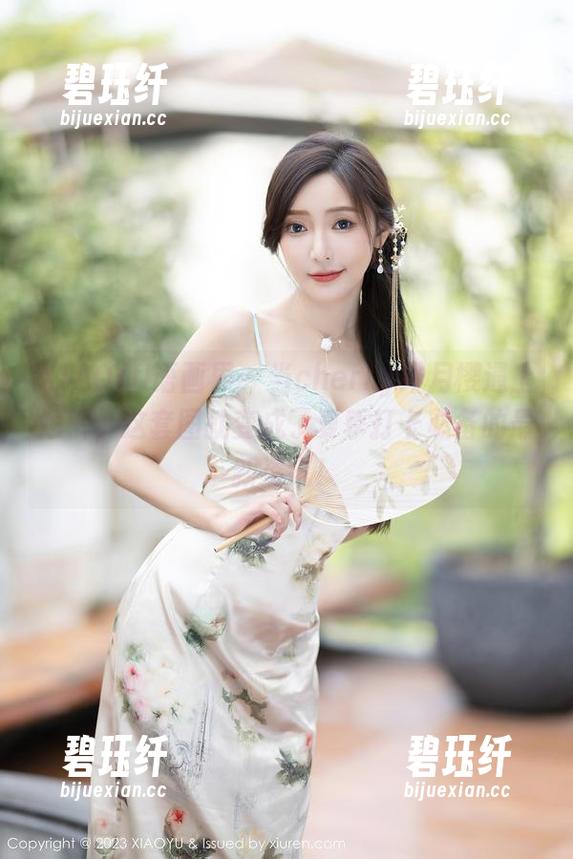 XIAOYU语画界 - 当cherry绯月樱遇上短裤，这套图就变成了夏季打卡必备的最新资讯！
