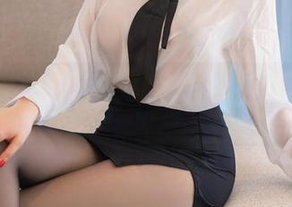 Xiuren秀人网 – 私房写真背后的夏旖诺：女神这样成型的！