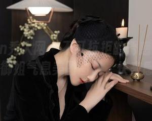 Xiuren秀人网 – 不可抗拒的诱惑！宋KiKi的御姐气息美图图包，快来感受！
