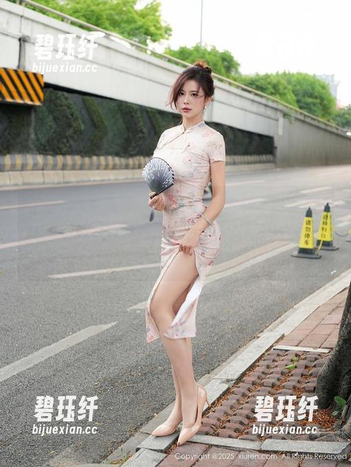 Xiuren秀人网 - 姑娘们，张优ayoyo的女仆私拍原图简直是生活的调味剂，让人忍不住想尝试！