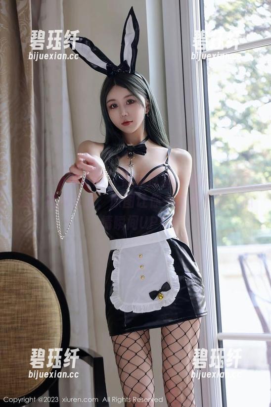 Xiuren秀人网 - 你见过星子柒kiki的女友？福利在此，原图让你一次看个够，心情瞬间UP！