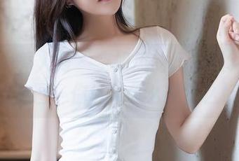 Xiuren秀人网 – 空姐风的杨紫嫣Cynthia私拍套图：你说她怎么能这么好看？