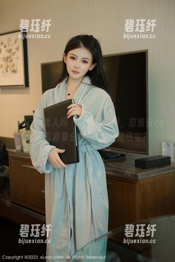Xiuren秀人网 - 在黑白之间，赵惟依coco的写真集分享–是梦还是现实？