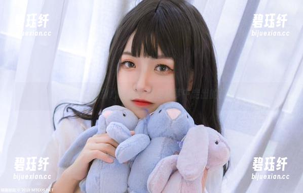 lovely呆玄 lovely呆玄的甜心写真,像是从梦中走出的沉迷与不羁