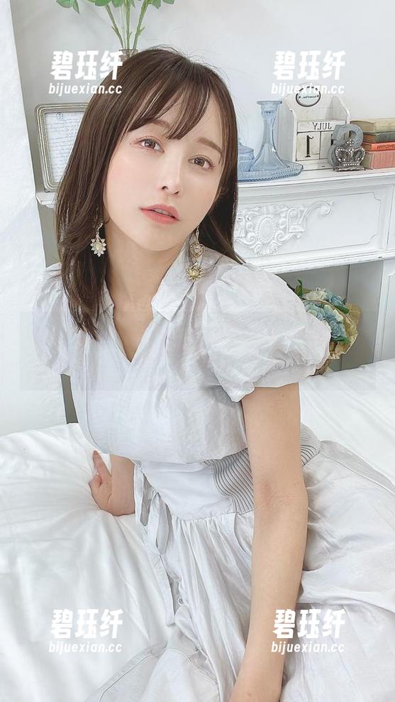 让人上瘾的黑色调，いくみ(育美)的美图合集来啦，准备好了吗？