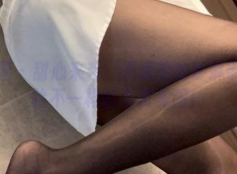 微密圈 – 甜心来袭：不爱笑的赛琳带你体验不一样的写真美图！