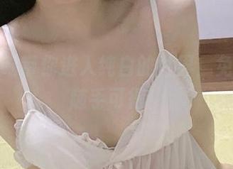 让倦倦喵带你进入纯白的世界，免费美图随手可得！