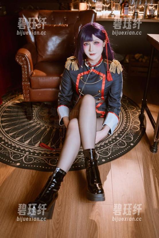 谁能告诉我兔胖胖min的图册怎么美得这么不科学？碧蓝航线镇海太有感觉了！