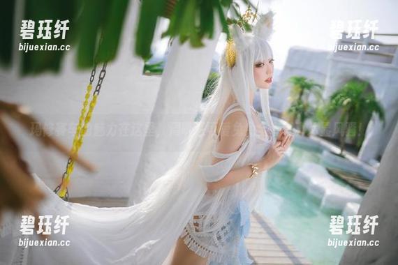 玛修赛车的魅力在这里，周叽是可爱兔兔全套写真尽显风骚！