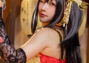 让人流连的咔喵眼镜，高清写真里藏着哪些小心思