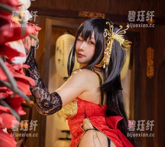 让人流连的咔喵眼镜，高清写真里藏着哪些小心思