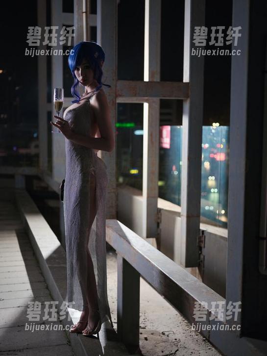 大梨子不是御姐 大梨子不是御姐校服美图合集:穿校服的样子,怎么就这么迷人