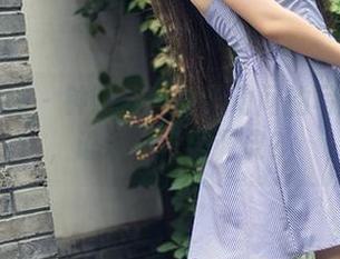头条女神 – 钟晴：白裙飘动间的写真生活，谁说不可以调皮？