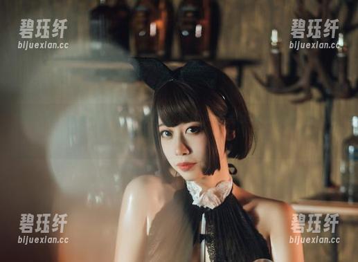 奈汐酱Nice的白裙：原图就是让人想要无限循环观看的心动瞬间