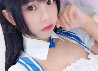 我就是爱!小野妹子w的美图校服写真打动我的心。