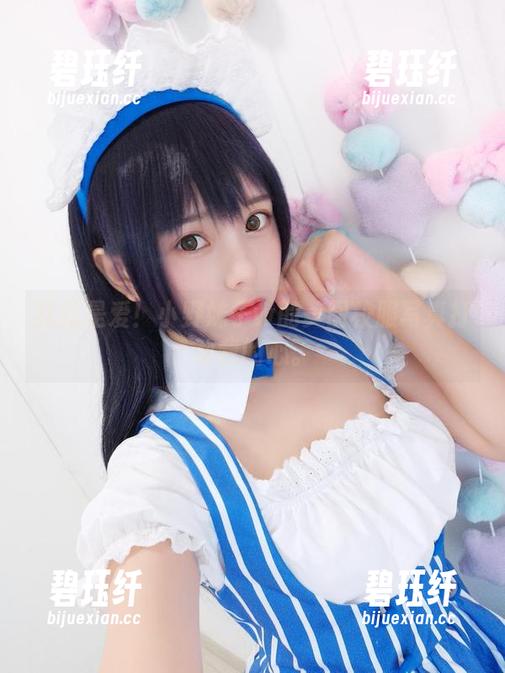 我就是爱！小野妹子w的美图校服写真打动我的心。