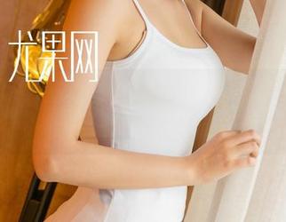 尤果网 – 当白衬衫遇上乔依琳：私房图集中那些看似平淡的骚动