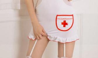 尤果网 – 走进高清图库，跟随女王赵雪的轻盈步伐