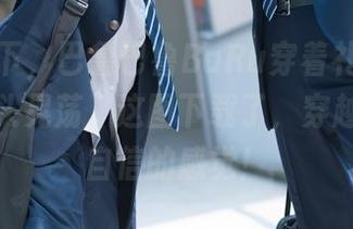 想像一下，巴鲁巴鲁BaRu穿着礼服在西雅图街头晃荡，这图下载了，穿越到那种自信的感觉！