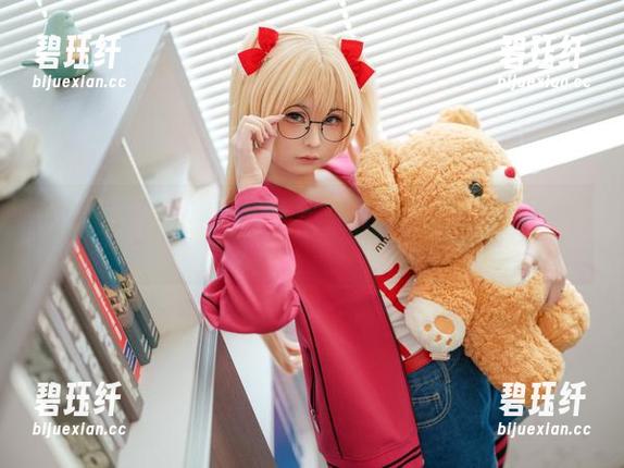 幼水铃衣 幼水铃衣童年回忆:一份美图合集,满满都是小时候的尴尬瞬间