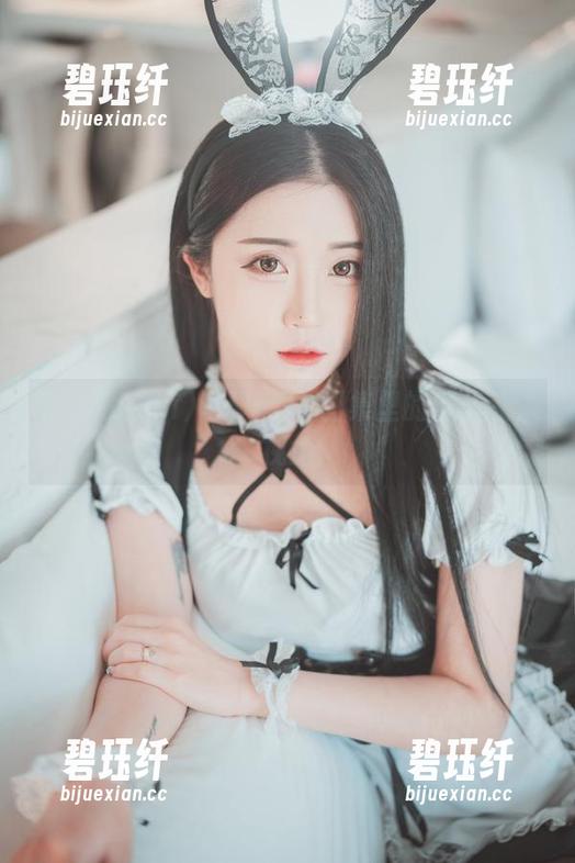 普美(bomi)写真：JK图集里的那些迷人视角