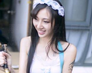 果团网 – 再看龚玥菲修女:网盘里的那组作品,光影交错中藏着哪些小心思?