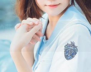 桜桃喵的蓝白水手服合集：就像海浪轻轻亲吻沙滩