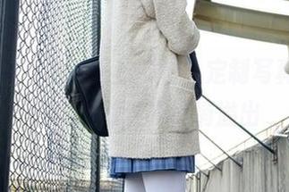 森萝财团 – 油亮黑丝“绫”定制写真，吸吸的美好就这样悄悄溢出