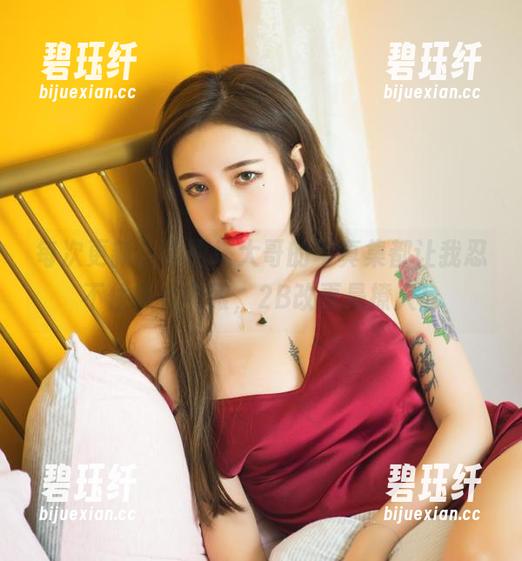 每次更新，洛丽塔大哥的写真集都让我忍不住多看几眼，2B改更是撩人！