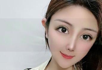 微密圈 – 精选写真：海豚baby用粉色讲述她的故事，简直在心里开了个小花店！