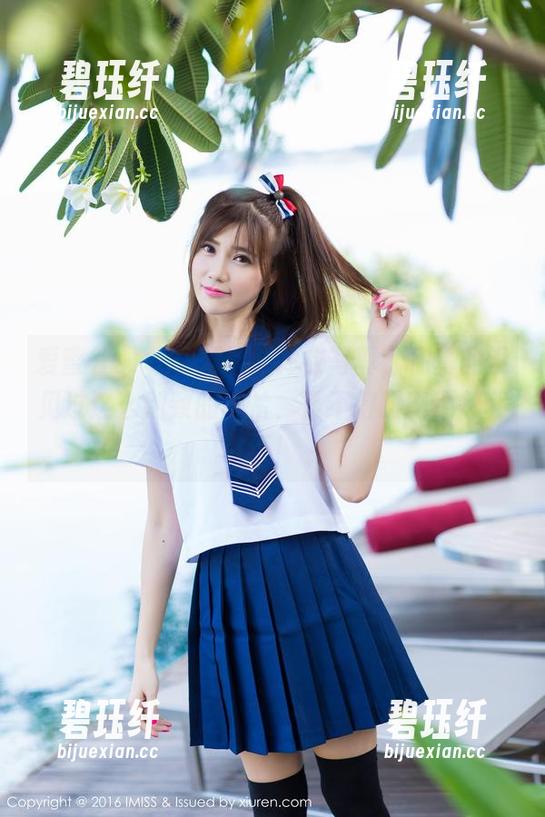 爱蜜社 - 杨紫嫣的连体衣写真，你真的没见过这么别致的图片，怪不得眼睛不想移开！