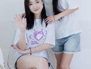 物恋传媒 – 下载我们的女王婷婷，套图让你心跳加速！
