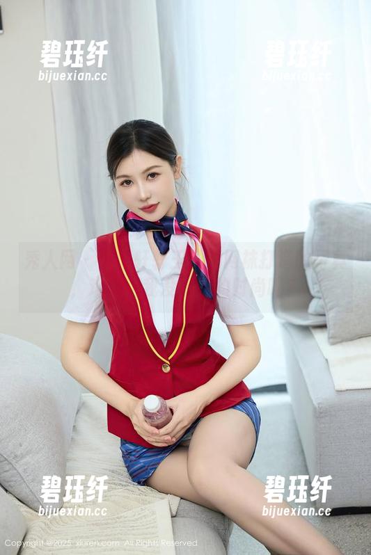 秀人网 - 看！轩轩王子用网袜打造的写真，难道是我没看懂的时尚吗？