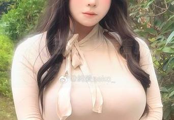 纯爱neko的裸足：看着看着就上头了，谁来拯救我？