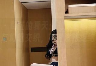 微密圈 – 葛征的夏天：高清资源里的酷暑与幻想交织，简直没法拒绝