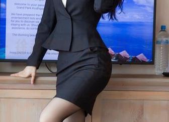 语画界 – 徐莉芝比基尼照片：每一张都让我想问，怎么这么美？