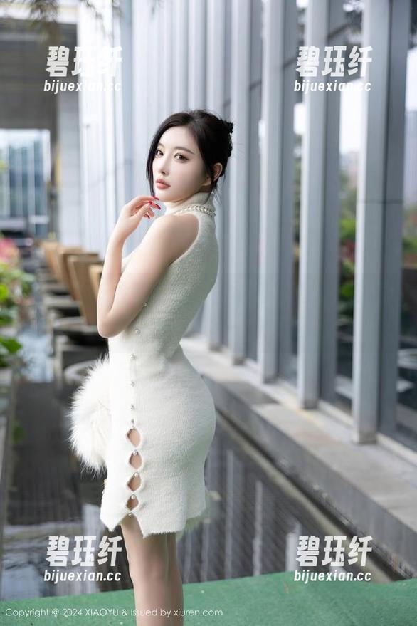 语画界-徐莉芝 语画界 - 徐莉芝的瑜伽福利写真,透过镜头感受她的每一次呼吸