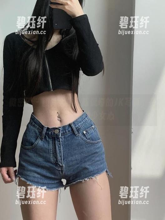 陈佩奇 微密圈 - 图片大赏:陈佩奇的JK写真,在线解锁你的少女心
