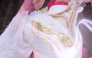 赶快！露儿大魔王的禁闭者切尔西，免费写真给你小小惊喜