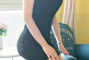 青豆客 – 潜入Ann尤美的水手服世界：下载这些图片，感受一下清新与诱惑的碰撞。